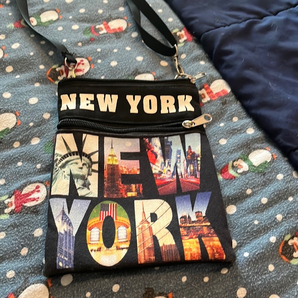 Women’s hand crossover bag